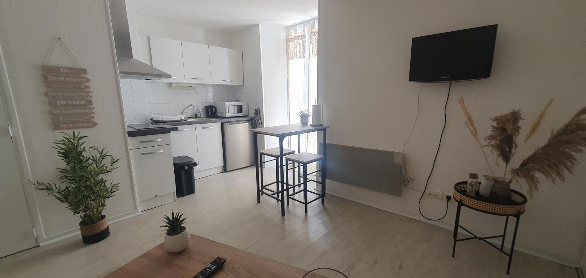 Studio Cosy Au Coeur De Мийо Экстерьер фото